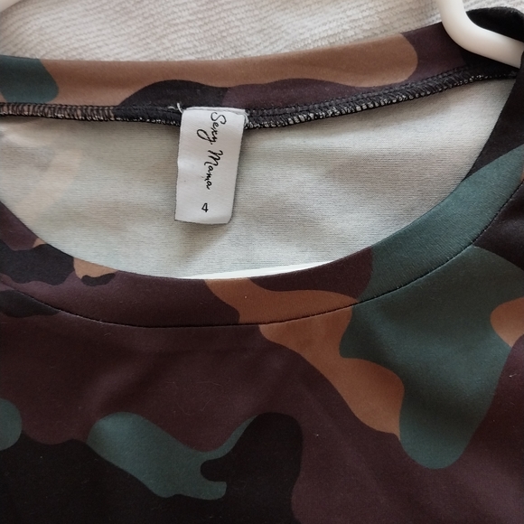 NWOT sexy mama crop - Picture 4 of 4